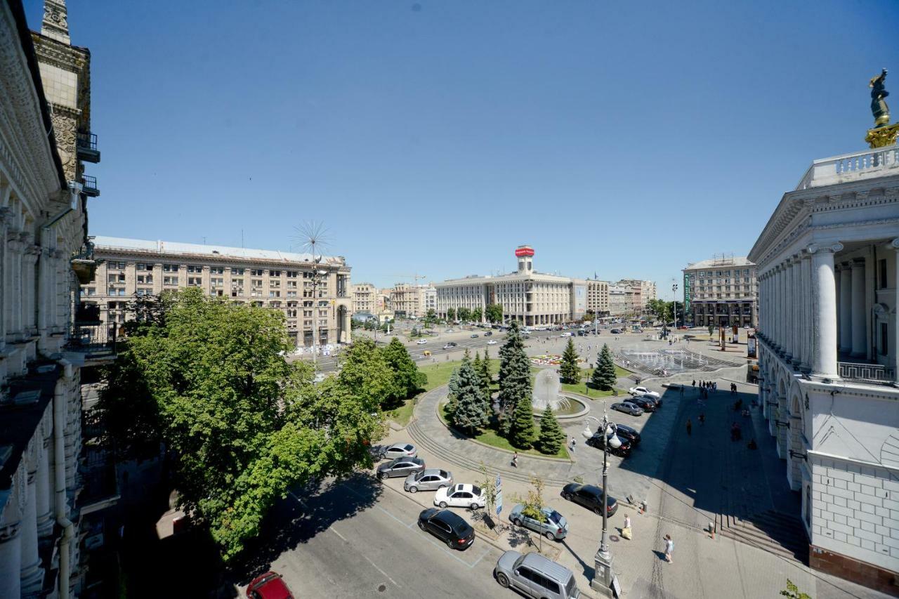 Artol Gorodetskogo Apartment Kiev Exterior photo